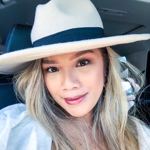 Meet your Posher, Felicia